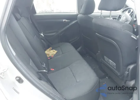 2010 Toyota Matrix S z USA, uszkodzony, nr VIN 2T1KE4EE4AC034729